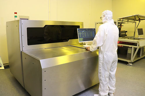 Recentste bedrijfnieuws ongeveer LDI-technologie is de oplossing voor de printplaat met hoge dichtheid