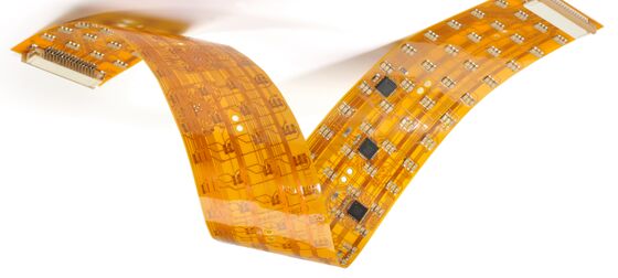 Goede prijs EING Flexibel PCB-bord met een oppervlakteafwerking met mini-gaten van 0,1 mm en op aanvraag impedantiecontrole, ontworpen voor signaaloverdracht online